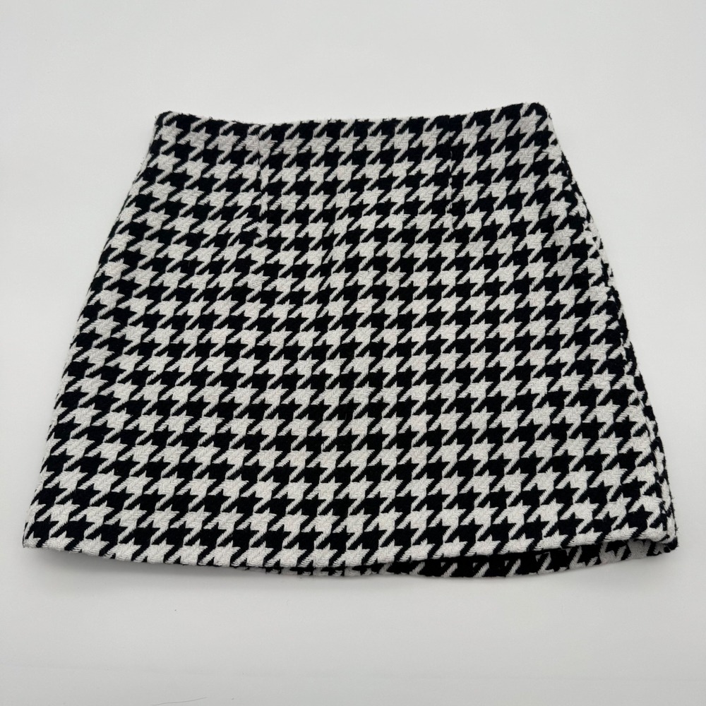 Forever 21 Black White Houndstooth Mini Skirt Woven A-Line Size Small